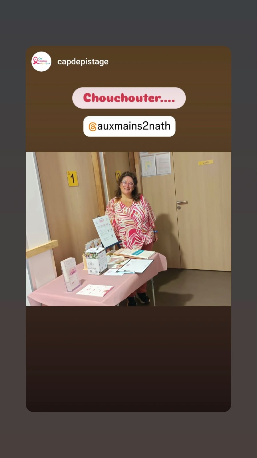 Aux Mains 2 Nath aux Samedis Roses de la Mammo à Lourdes avec CAP Dépistage