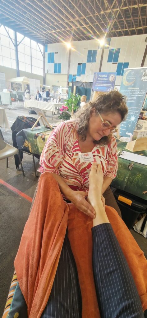 Réflexologie plantaire avec Aux Mains 2 Nath au Week-end Zen’ittude